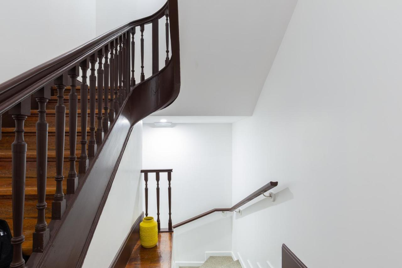 Yellow Tiles By Pcale Porto Luaran gambar